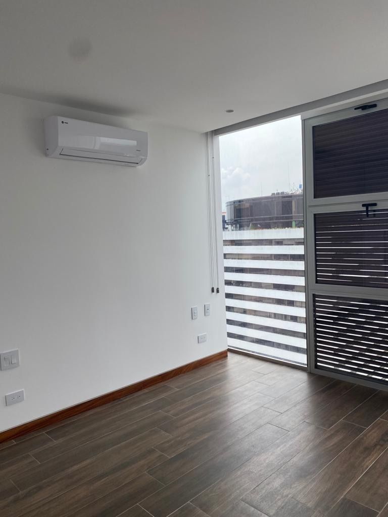 Apartamento en Zona 10, Guatemala, foto 6 de 27