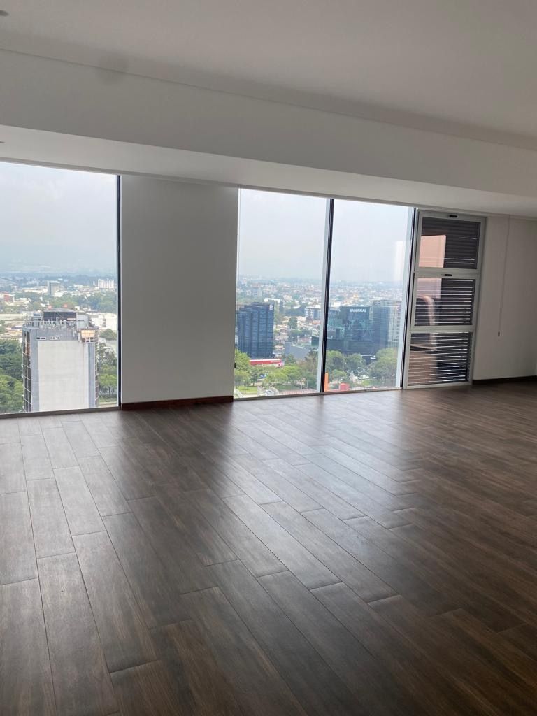 Apartamento en Zona 10, Guatemala, foto 2 de 27