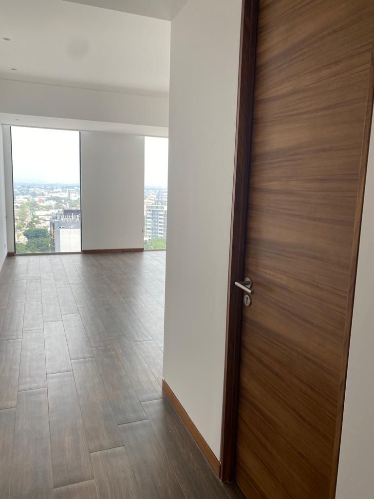 Apartamento en Zona 10, Guatemala, foto 11 de 27