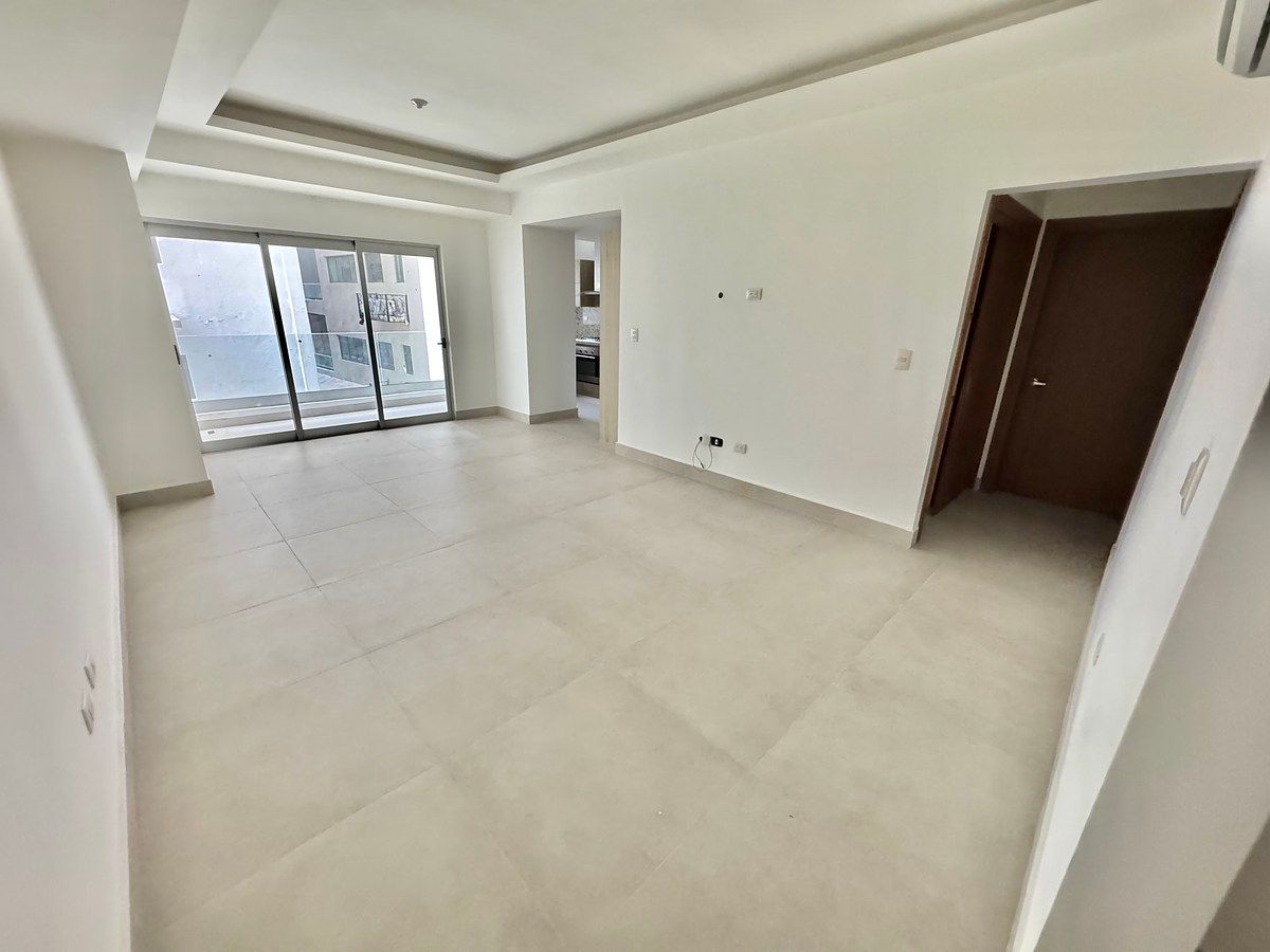 Apartamento en Evaristo Morales con L/B, foto 1 de 25