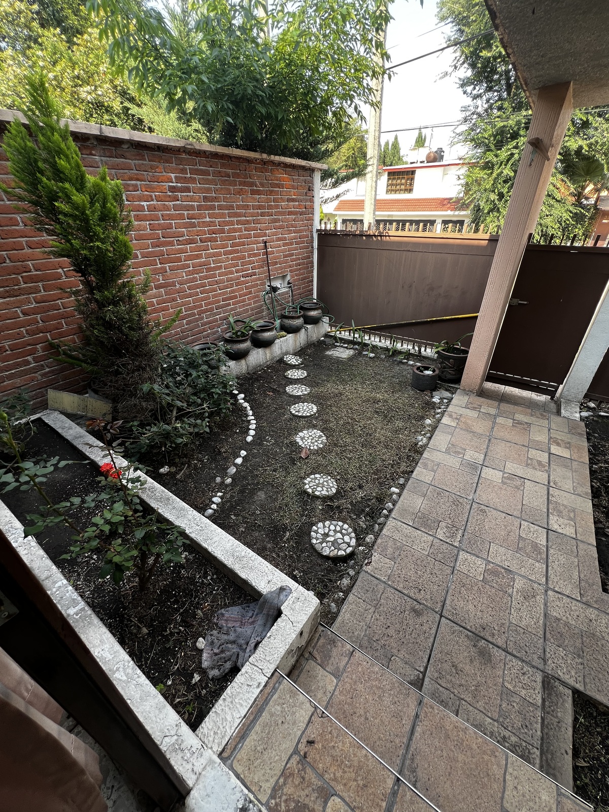4 de 25