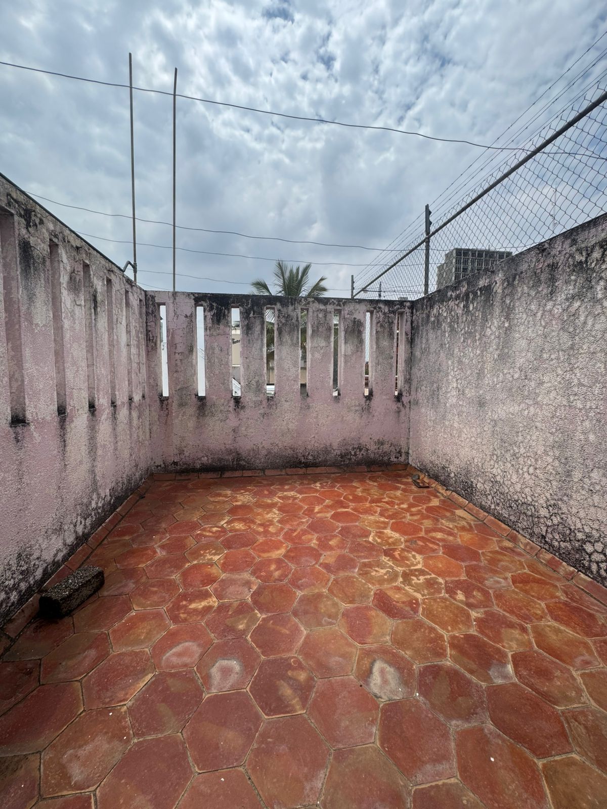 26 of 28: PATIO DE SERVICO Y/ O TENDIDO