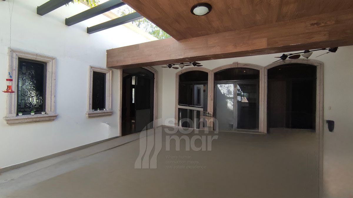 Residencia en San Alberto con bar, terraza techada y amplias recámaras