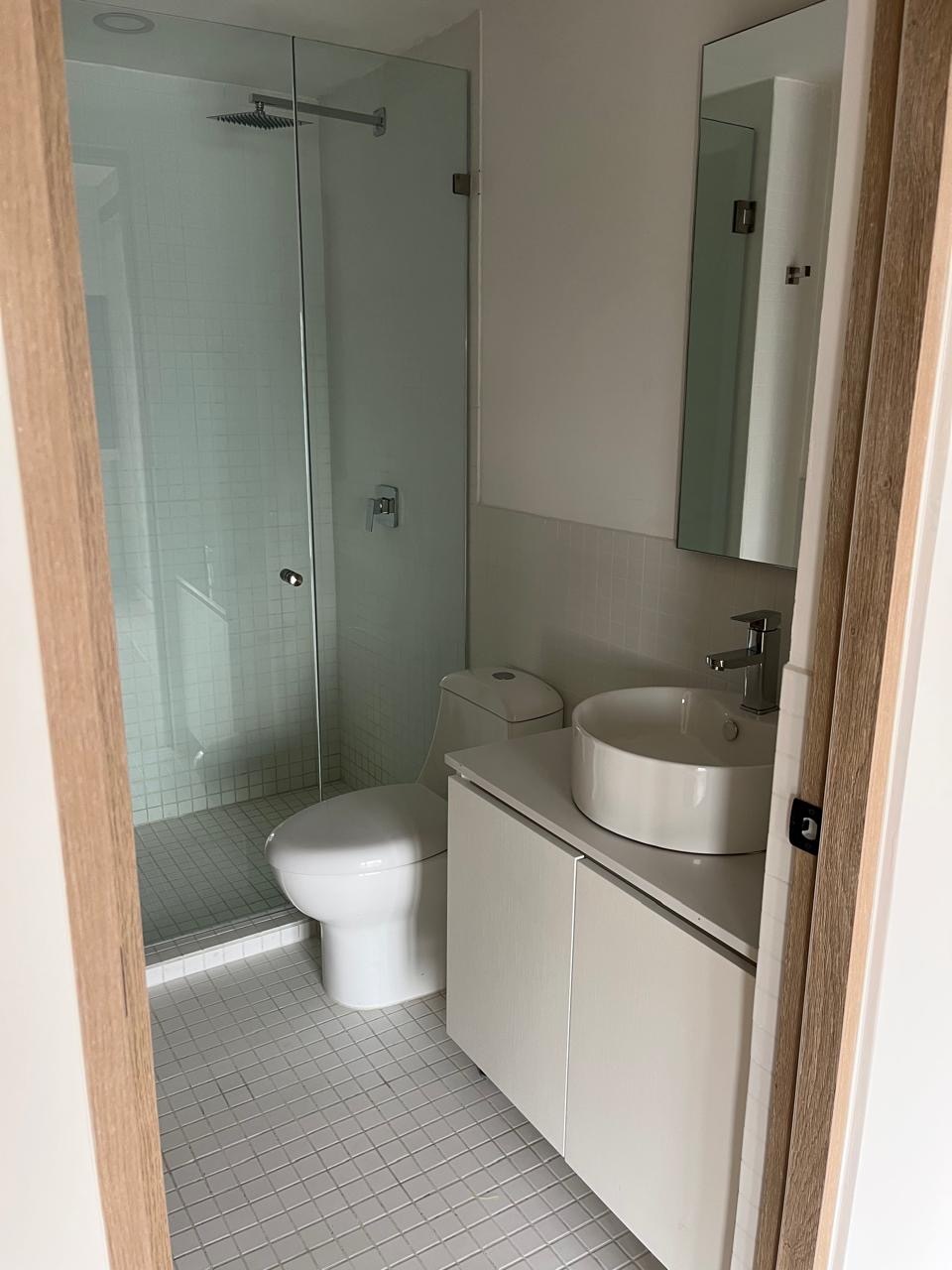 5 de 15: Baño en recámara