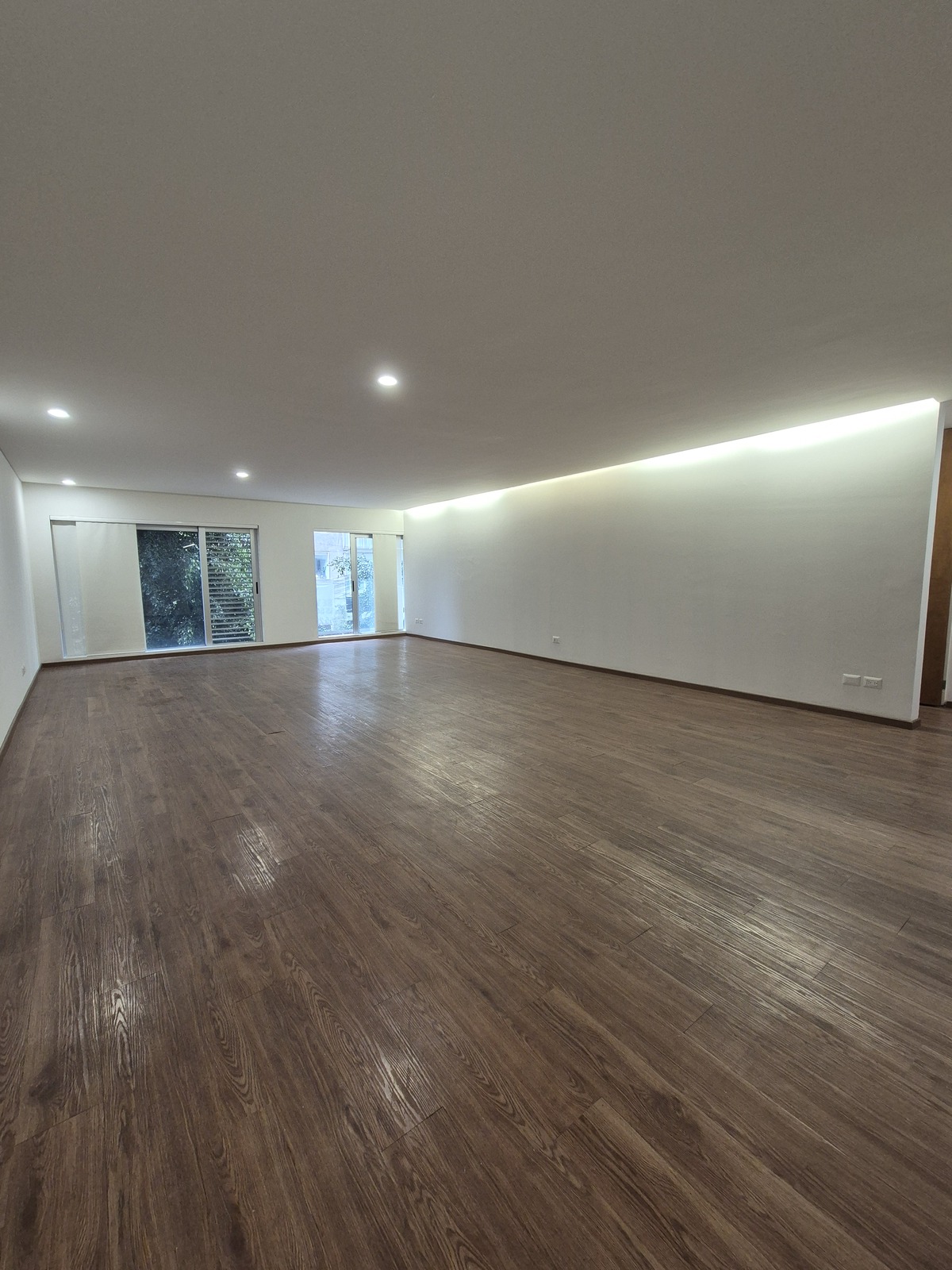 1 de 21: Estancia de sala y comedor