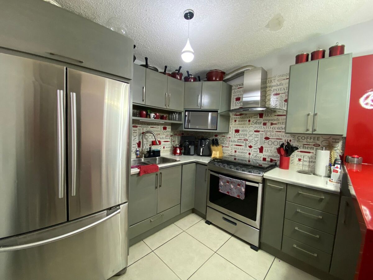 3 of 10: Cocina