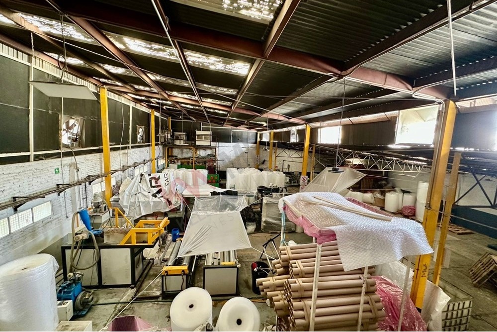 3 de 26: Interior de la bodega