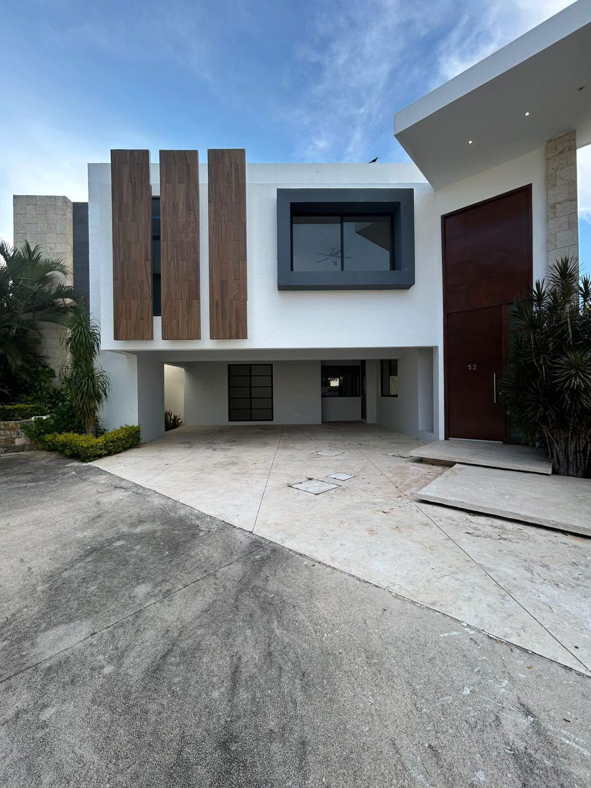 1 de 28: Vista Frontal