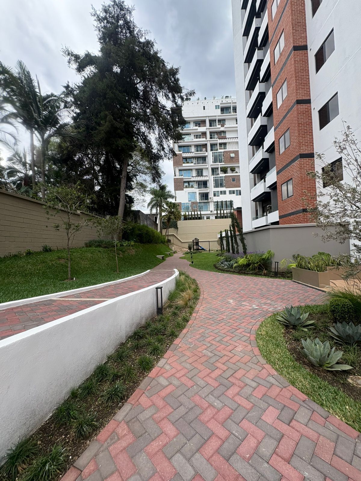 Apartamento en Zona 15, Guatemala, foto 5 de 33