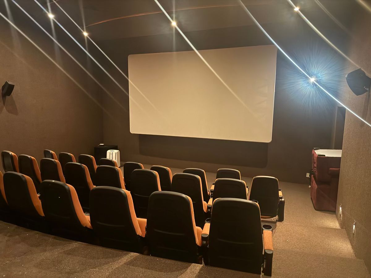 14 de 15: Sala de cine