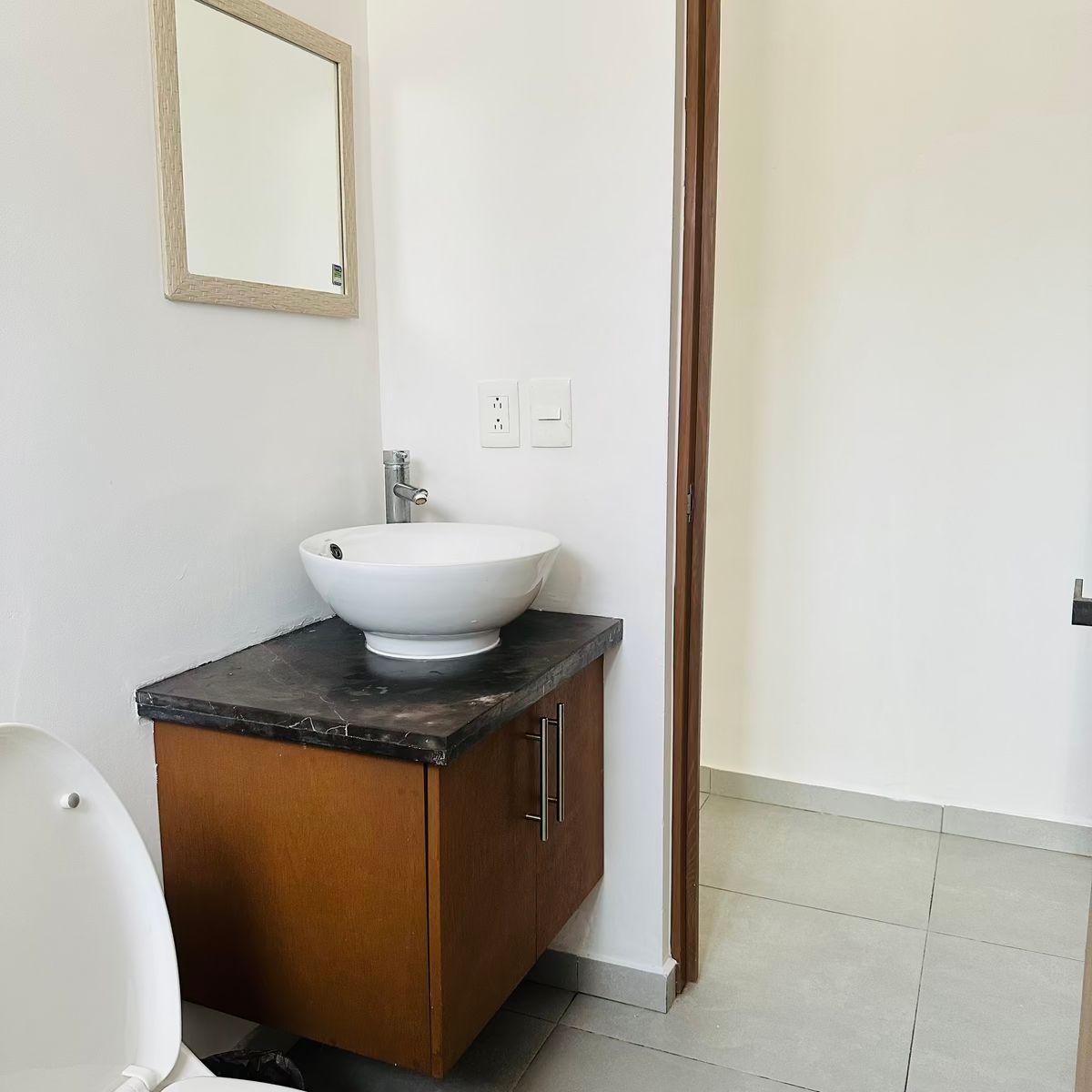 8 de 14: Baño completo