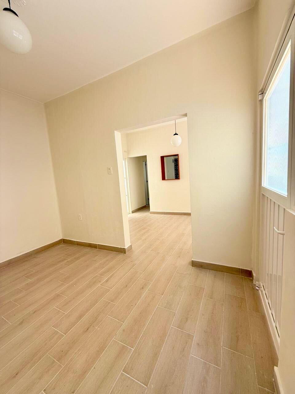 2 de 13: Sala
