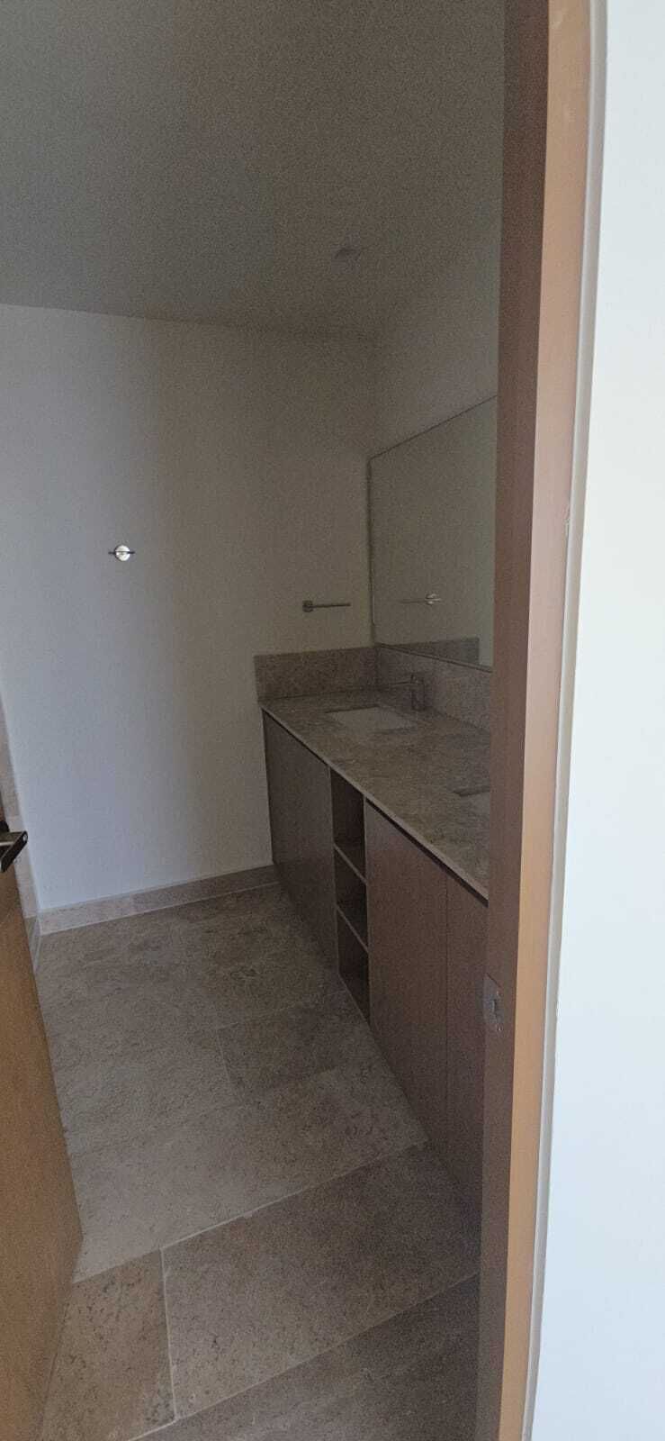 3 de 35: Baño Rec Principal