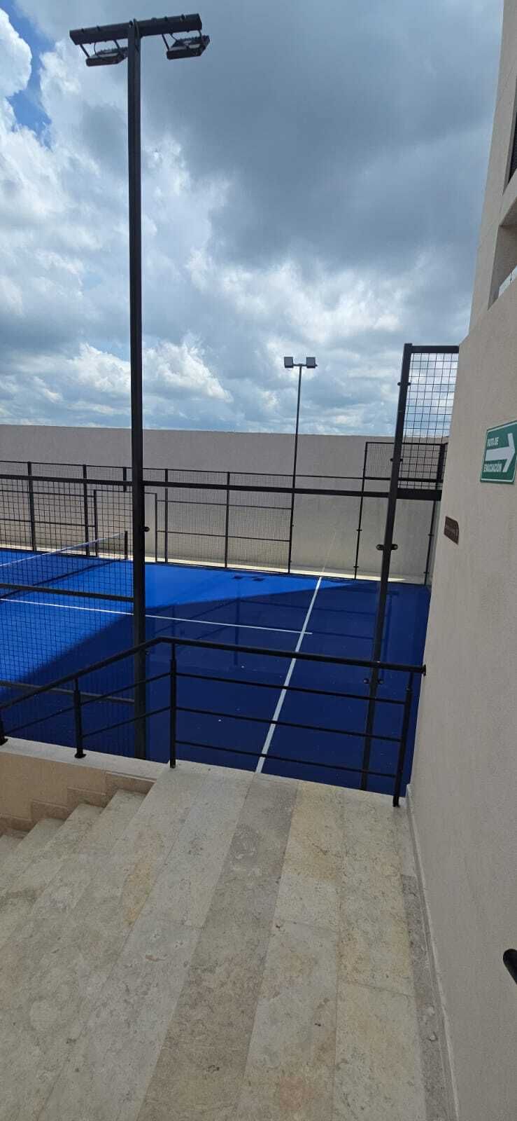 8 de 35: Cancha Padel