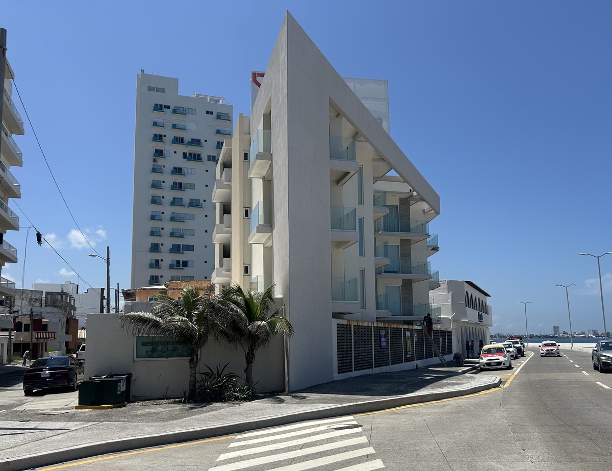 1 de 16