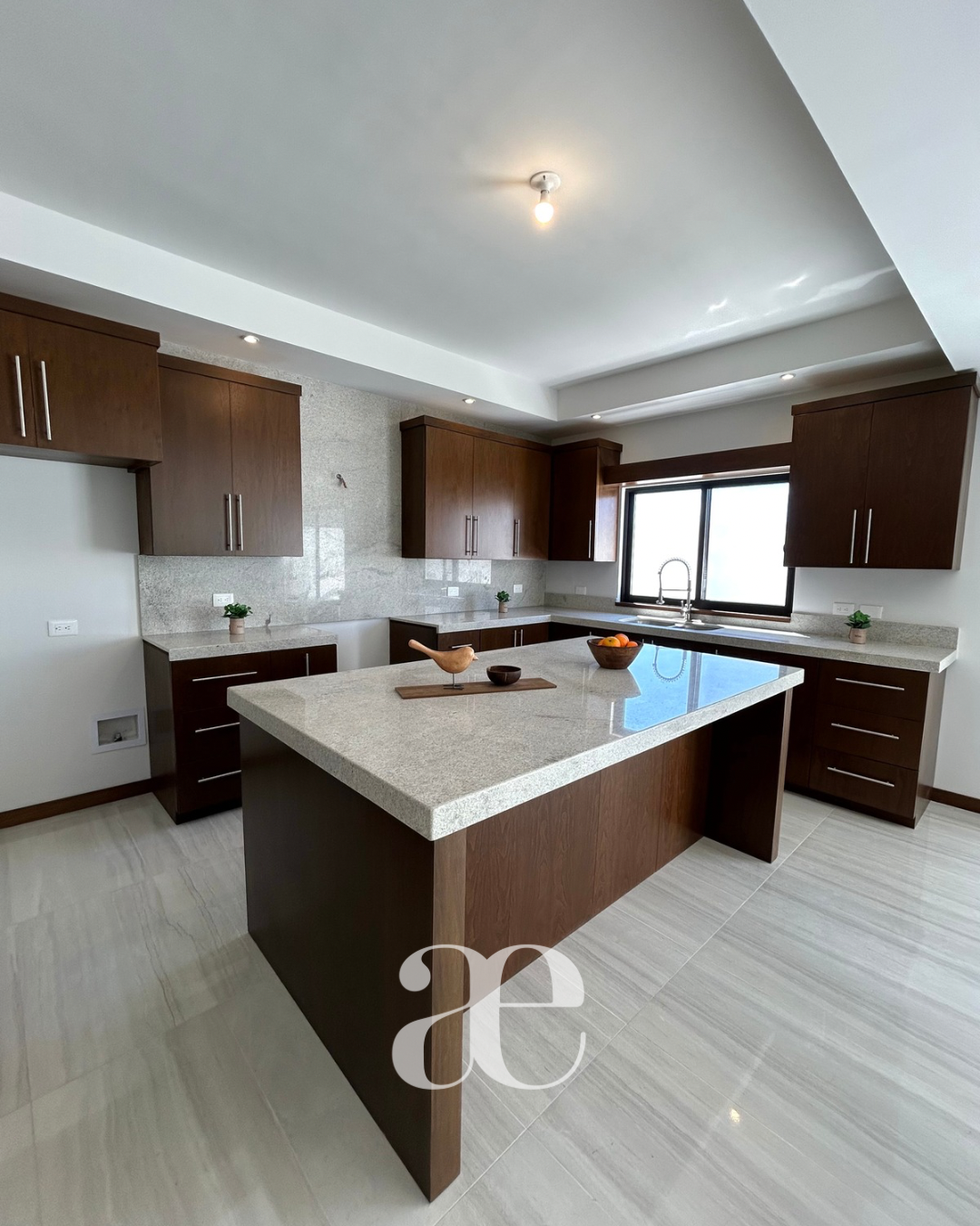 5 of 15: Cocina