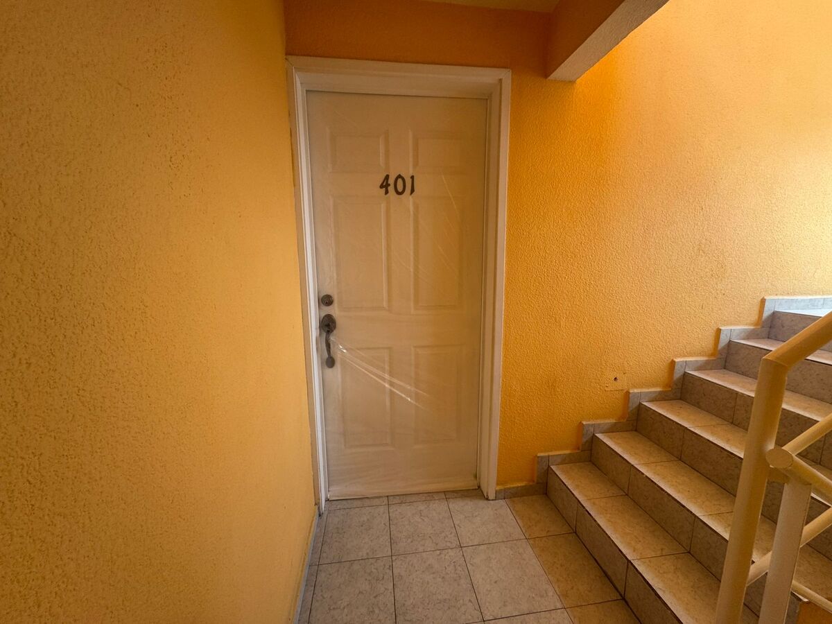 3 de 16: Entrada