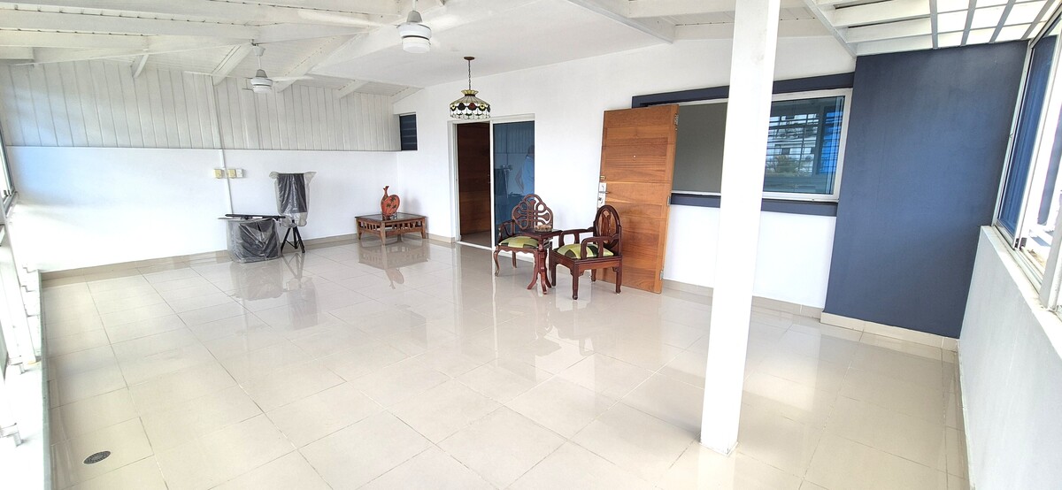 1 de 15: Terraza techada y privad
