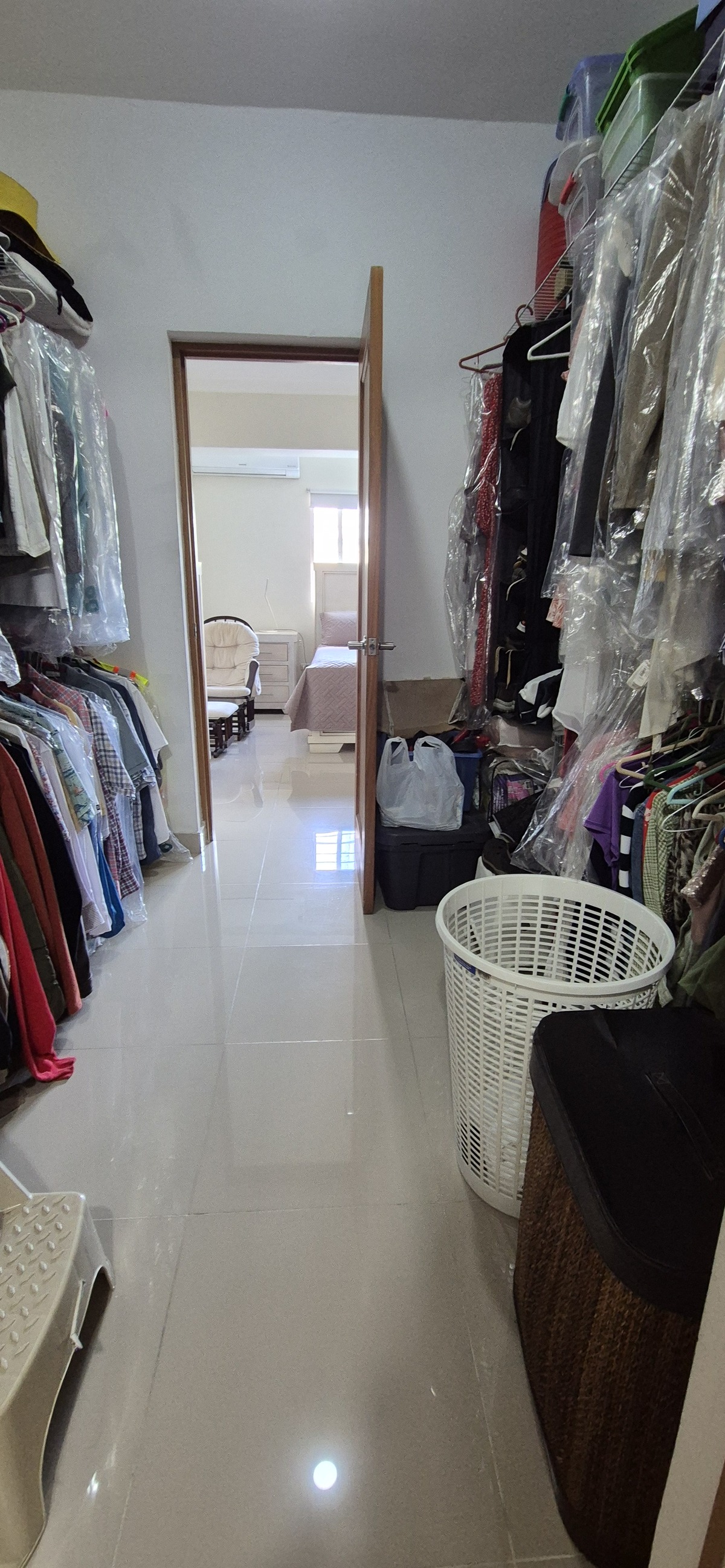 13 de 15: Walk in closet habitación principal