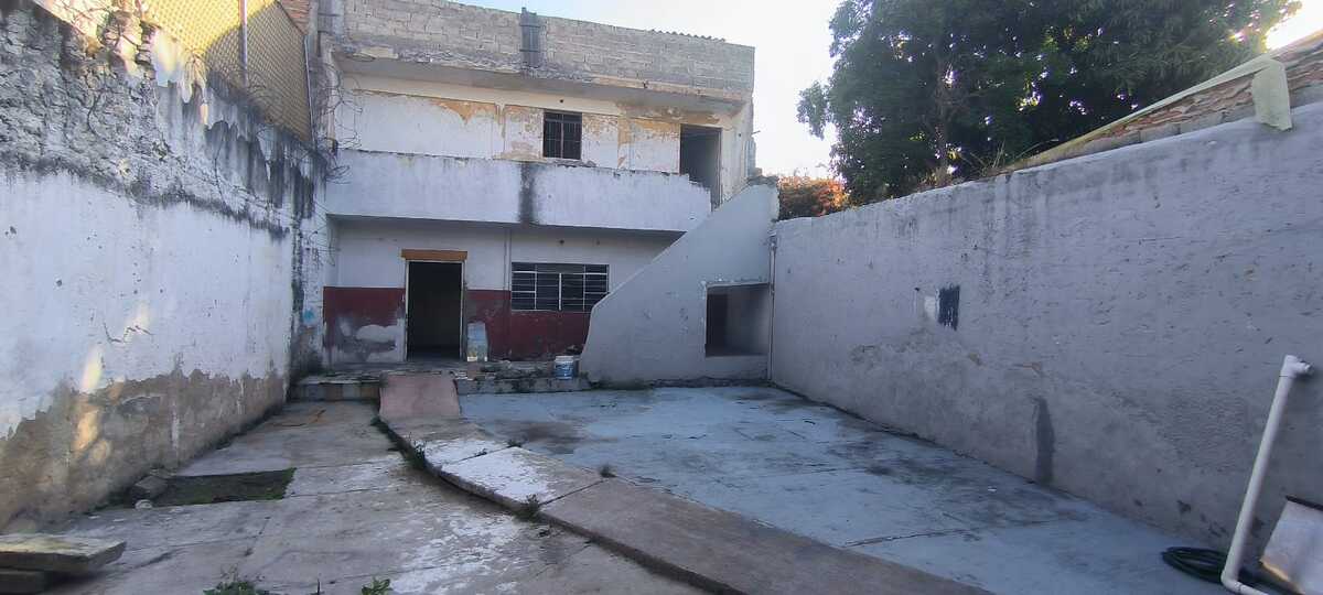 4 de 8