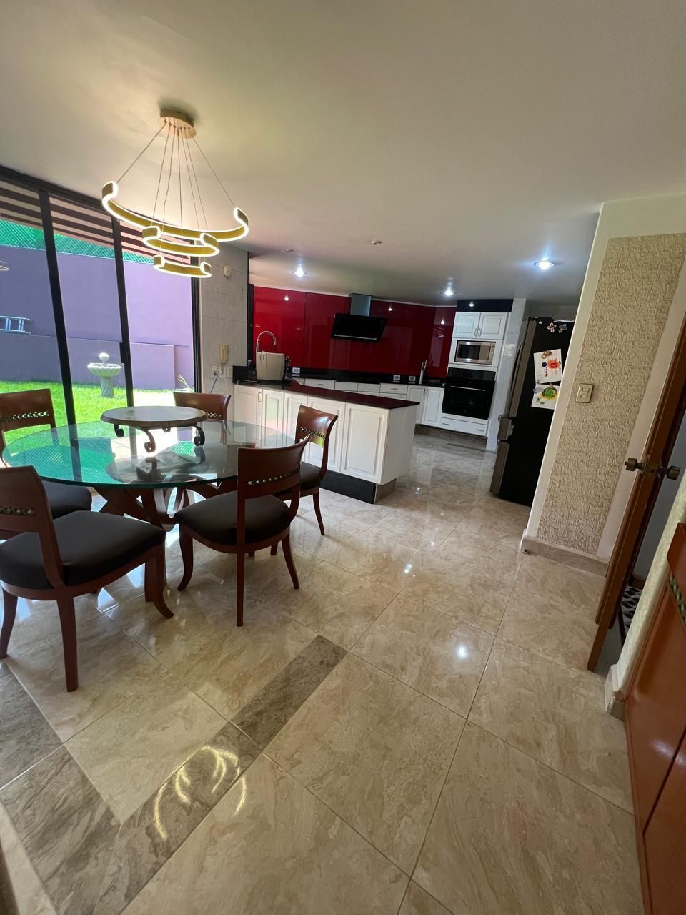 7 de 38: COCINA - ANTECOMEDOR