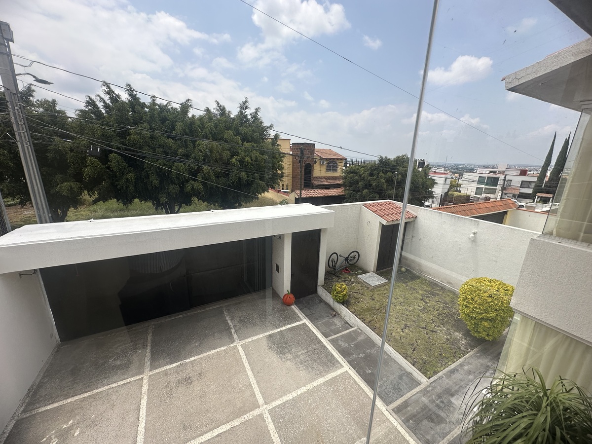 4 de 19