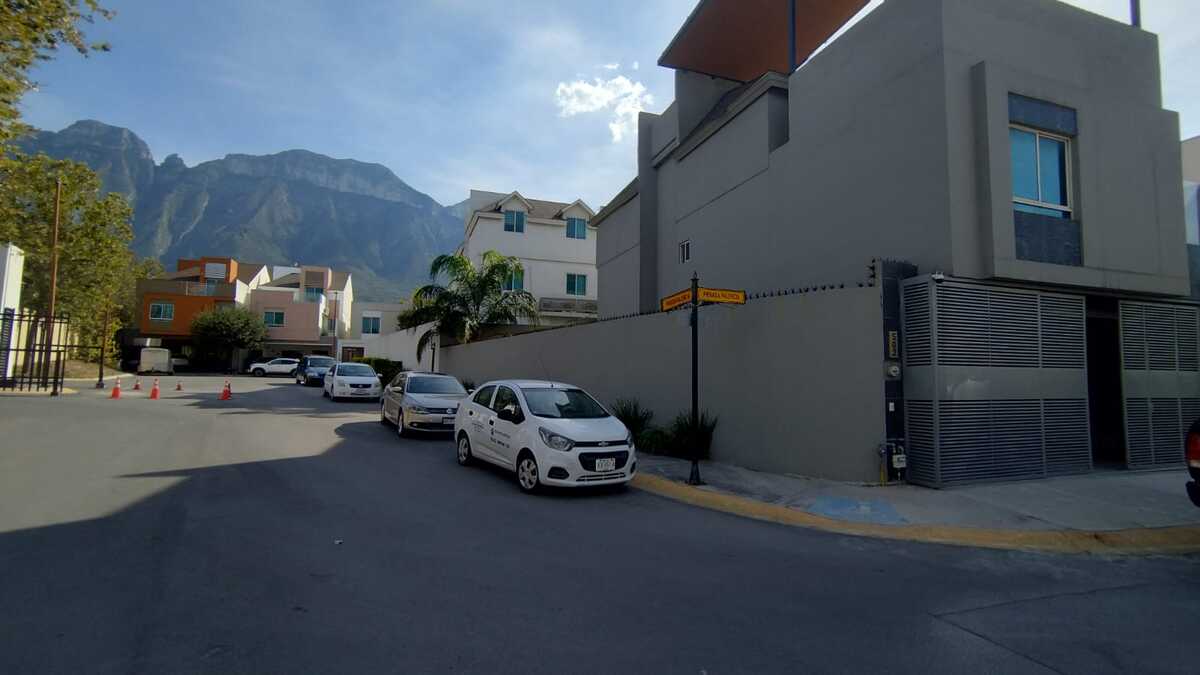2 de 20: ESQUINA
