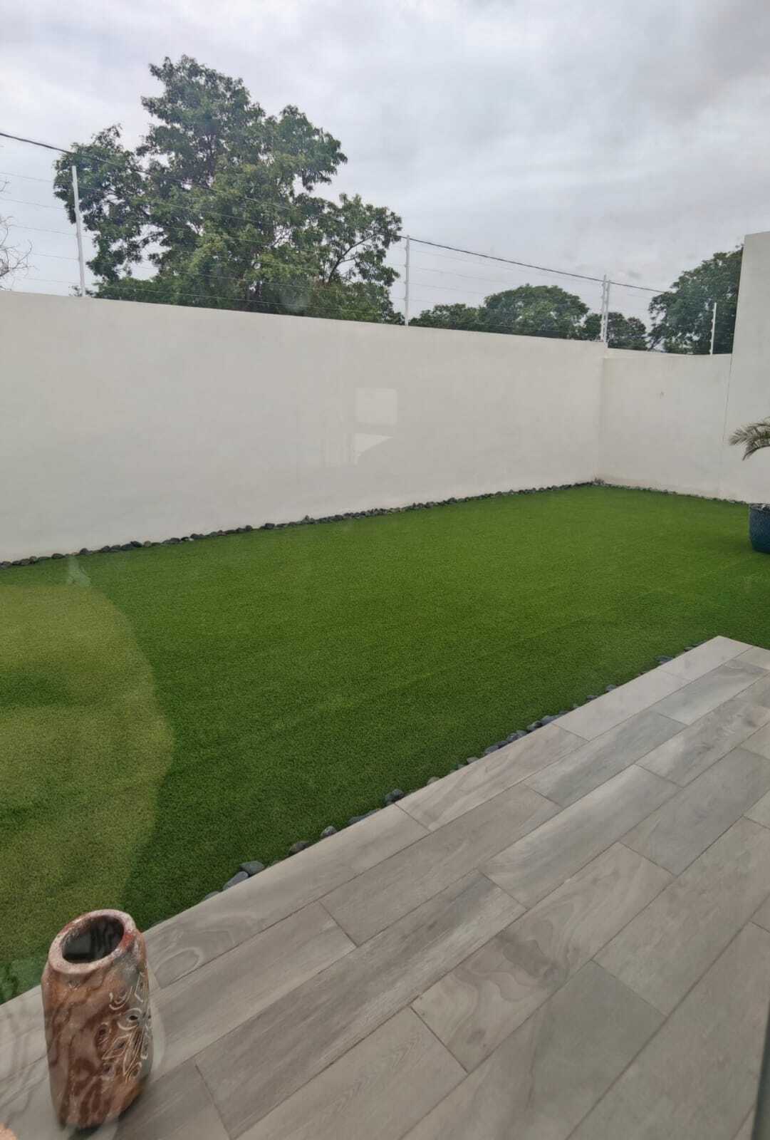 3 de 8