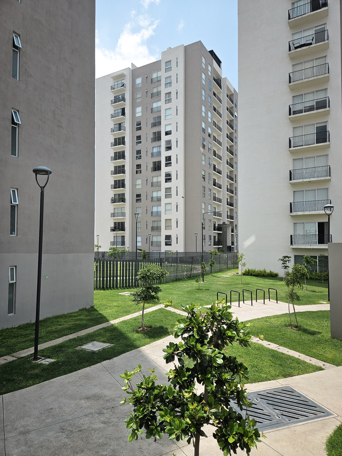 13 of 22: AREAS VERDES