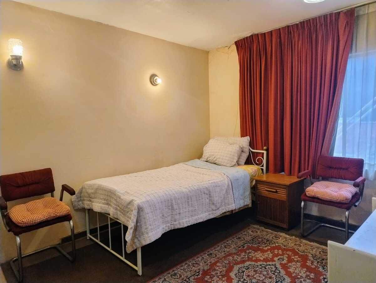 1 de 17: Habitación 1