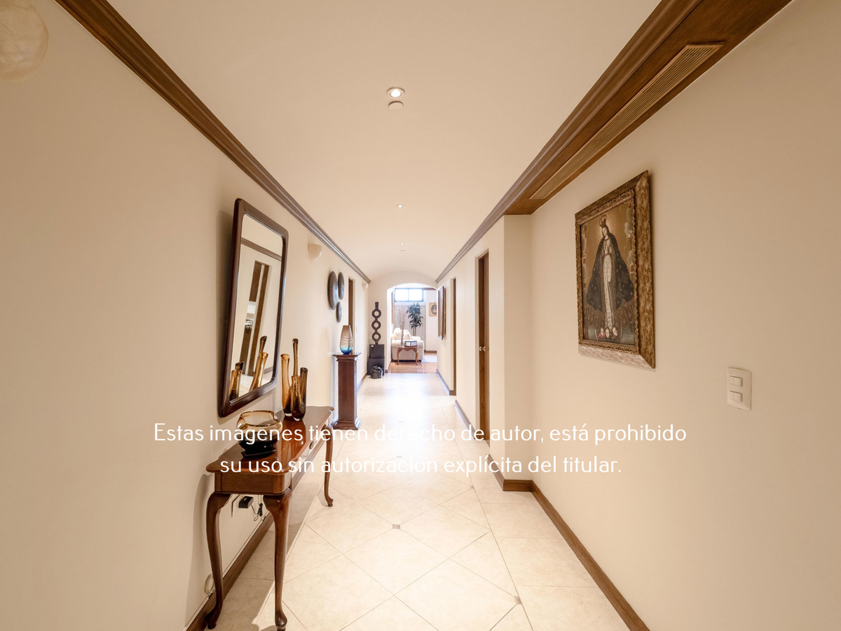 3 de 32: Departamento en Venta en Los Arcángeles