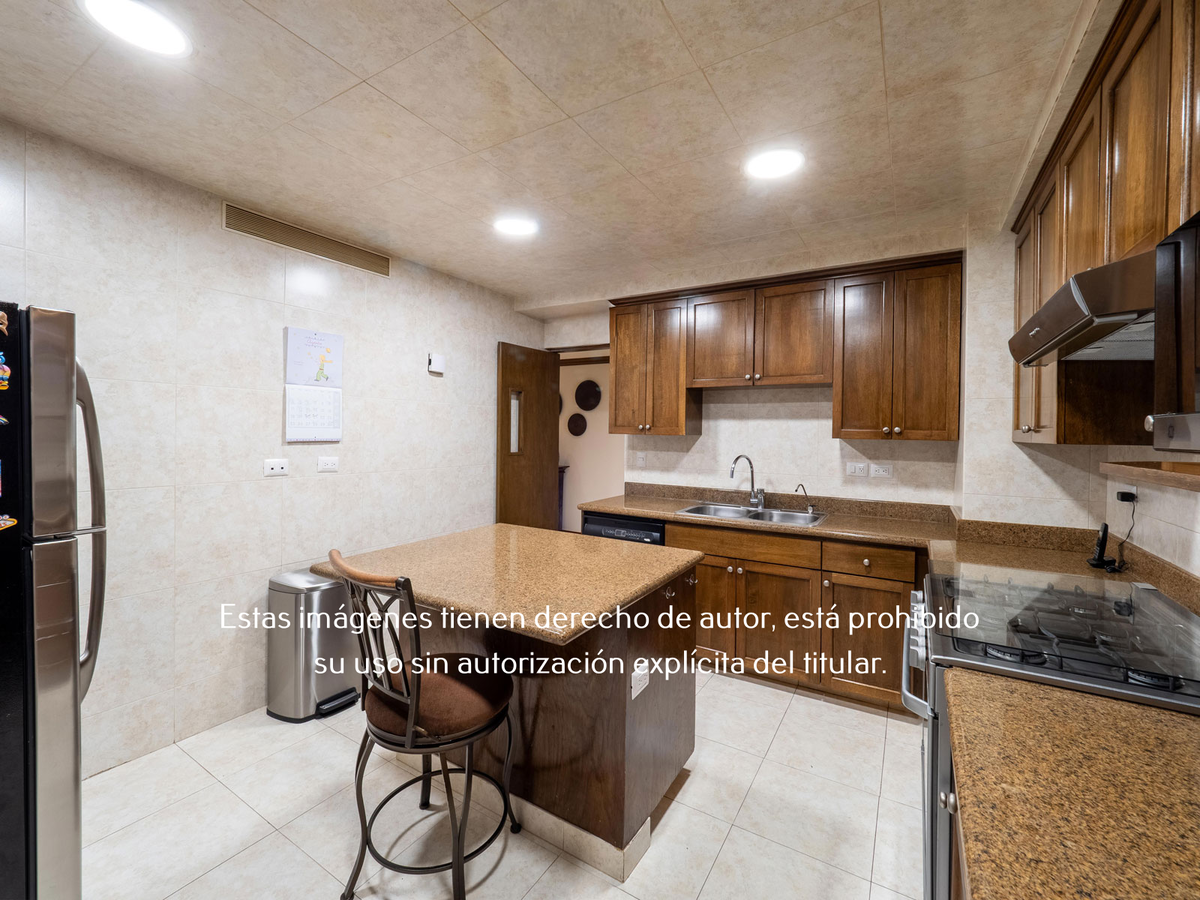 5 de 32: Departamento en Venta en Los Arcángeles