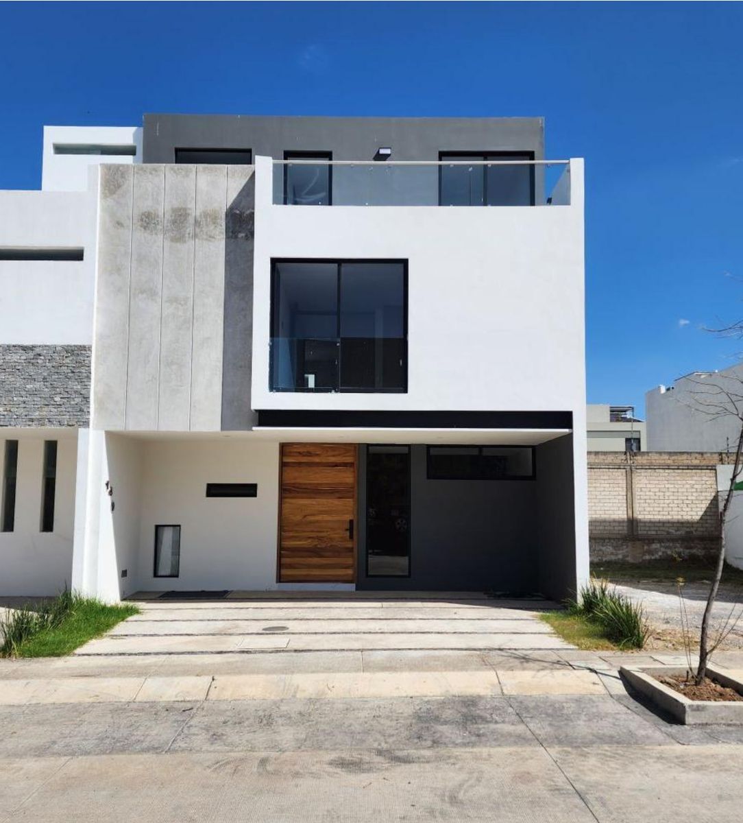 RESIDENCIA EN VENTA EN SOLARES COTO ALTANZA - foto 1