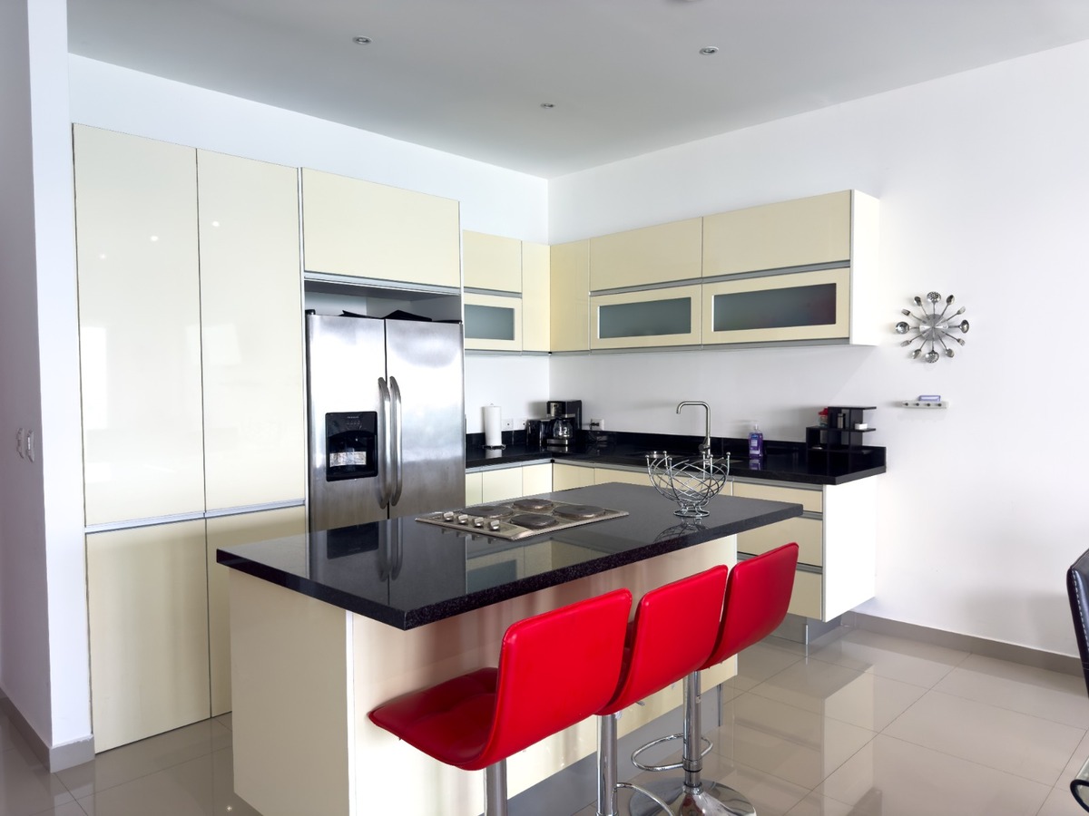 4 of 17: cocina
