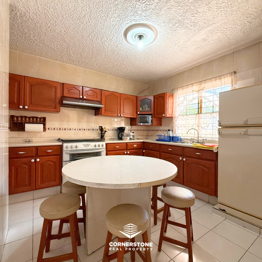 8 of 29: casa en venta en tlaquepaque con cocina