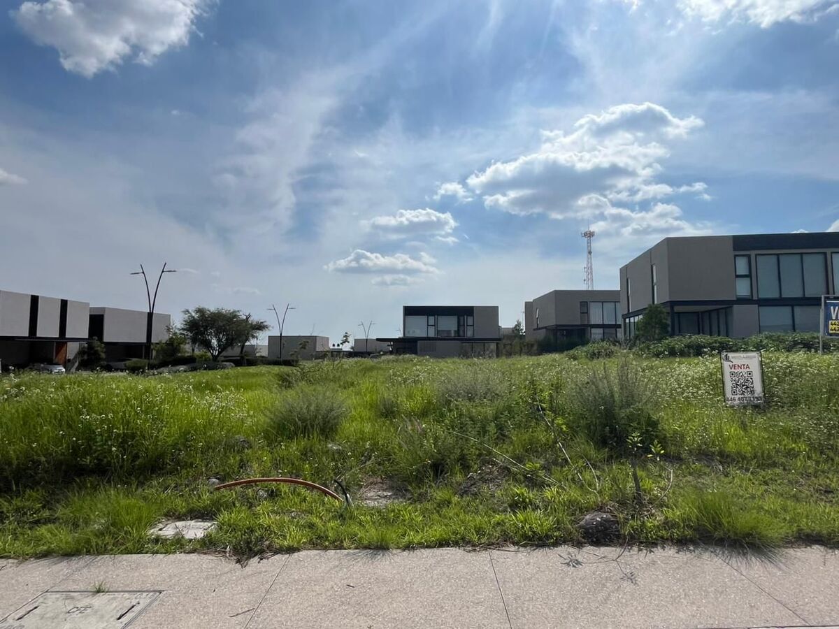 TERRENO EN VENTA EN LOMAS DEL CAMPANARIO NORTE, QRO - foto 2