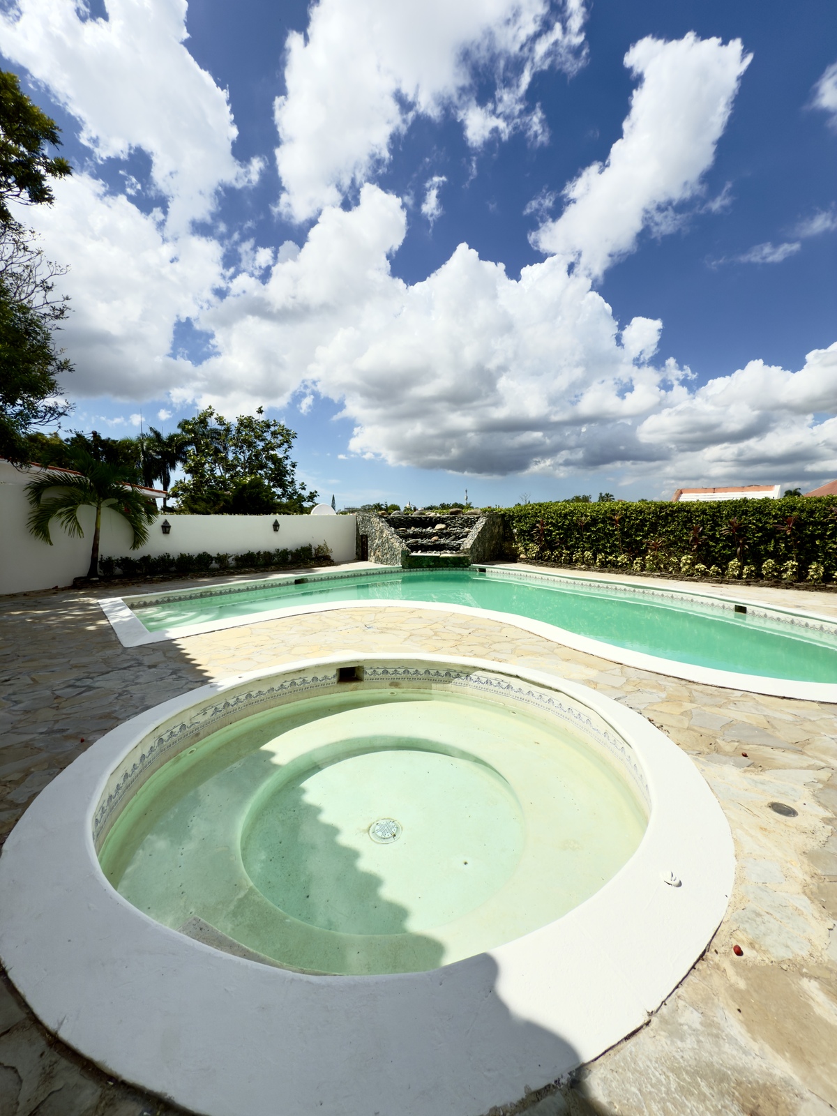 41 de 46: Jacuzzi