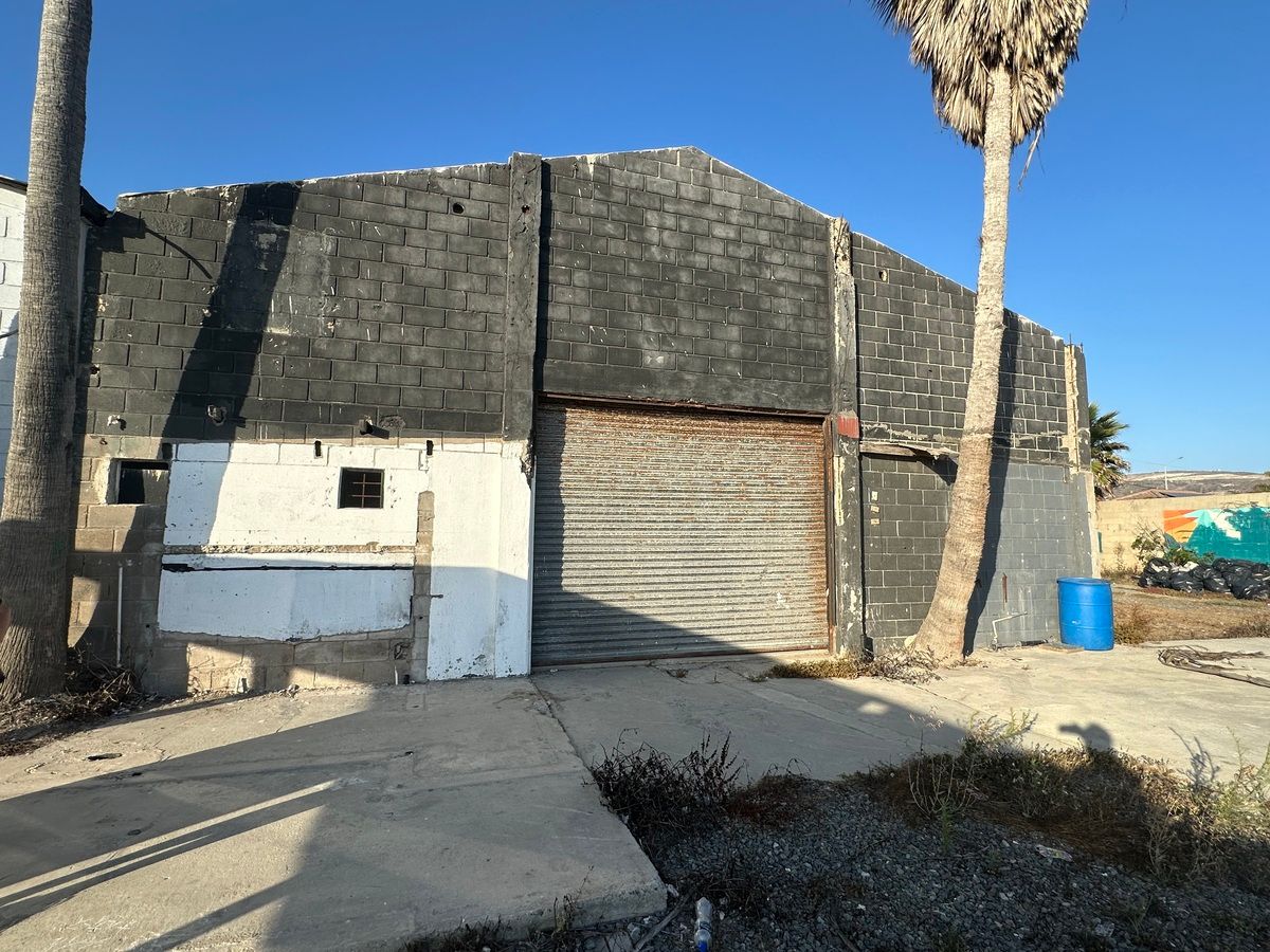 6 de 14: bodega 250m2