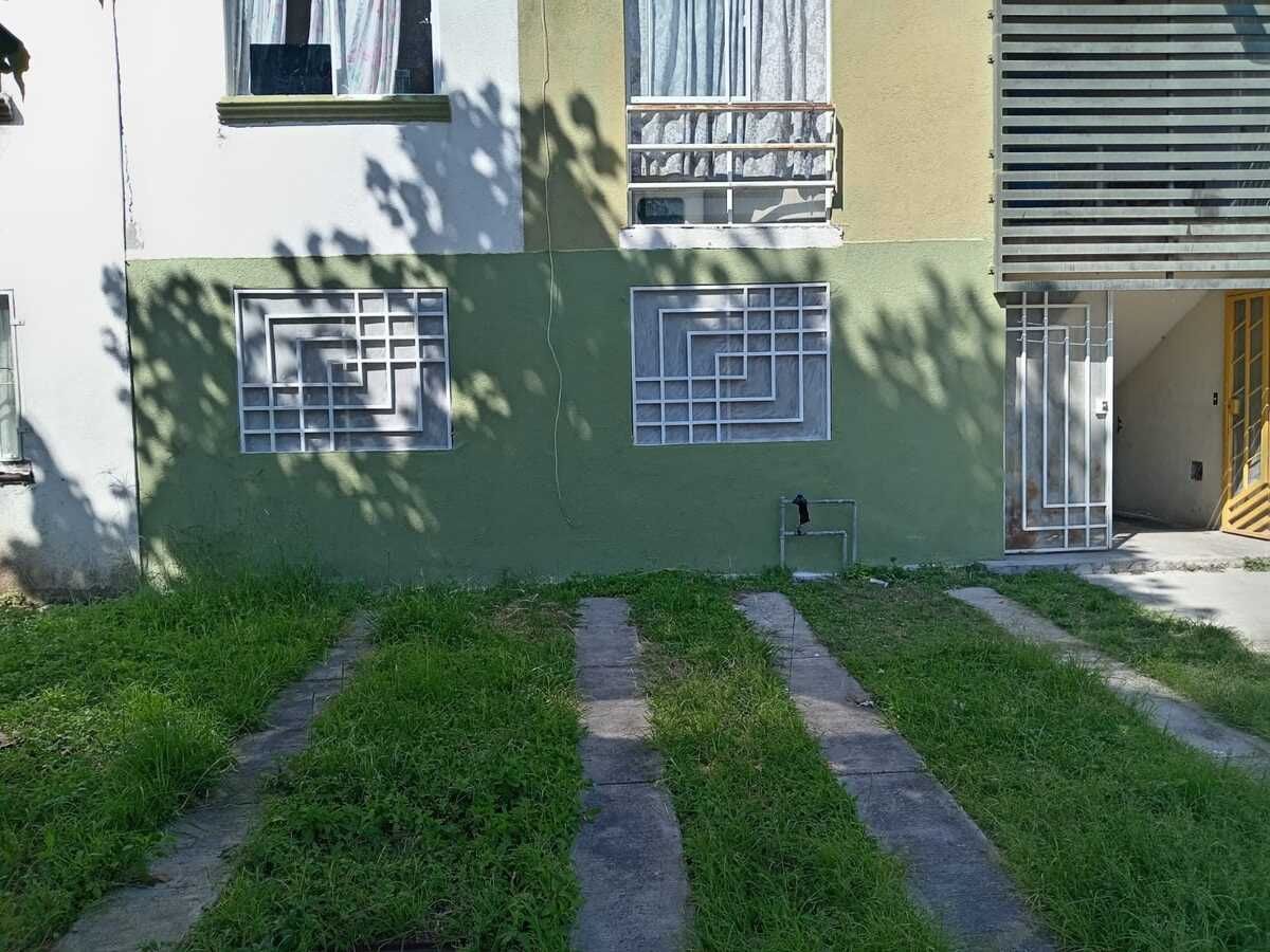 Duplex house FOR SALE IN HACIENDA COPALA - foto 2