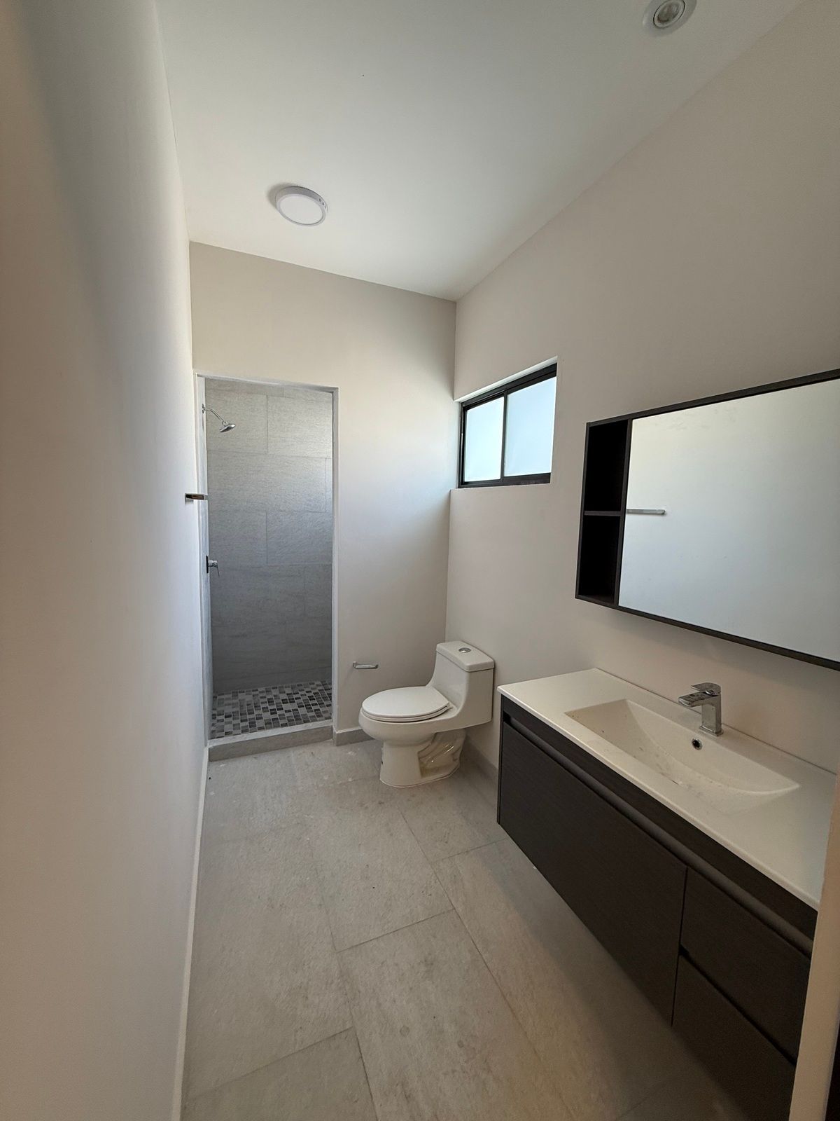 16 de 19: Baño Principal