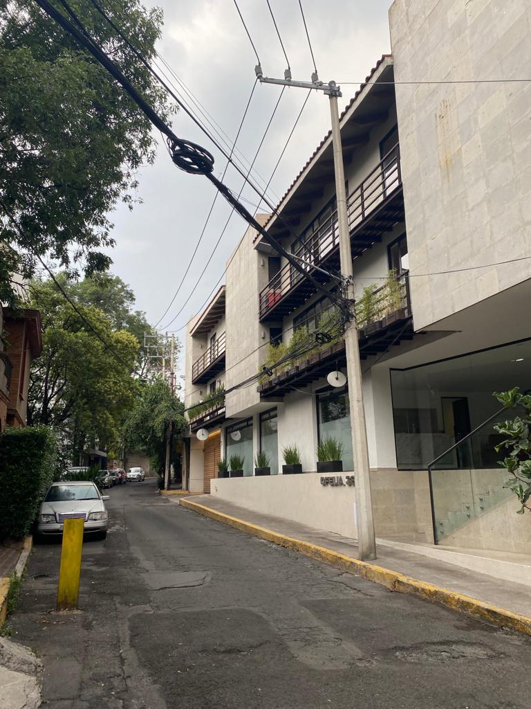 2 de 18