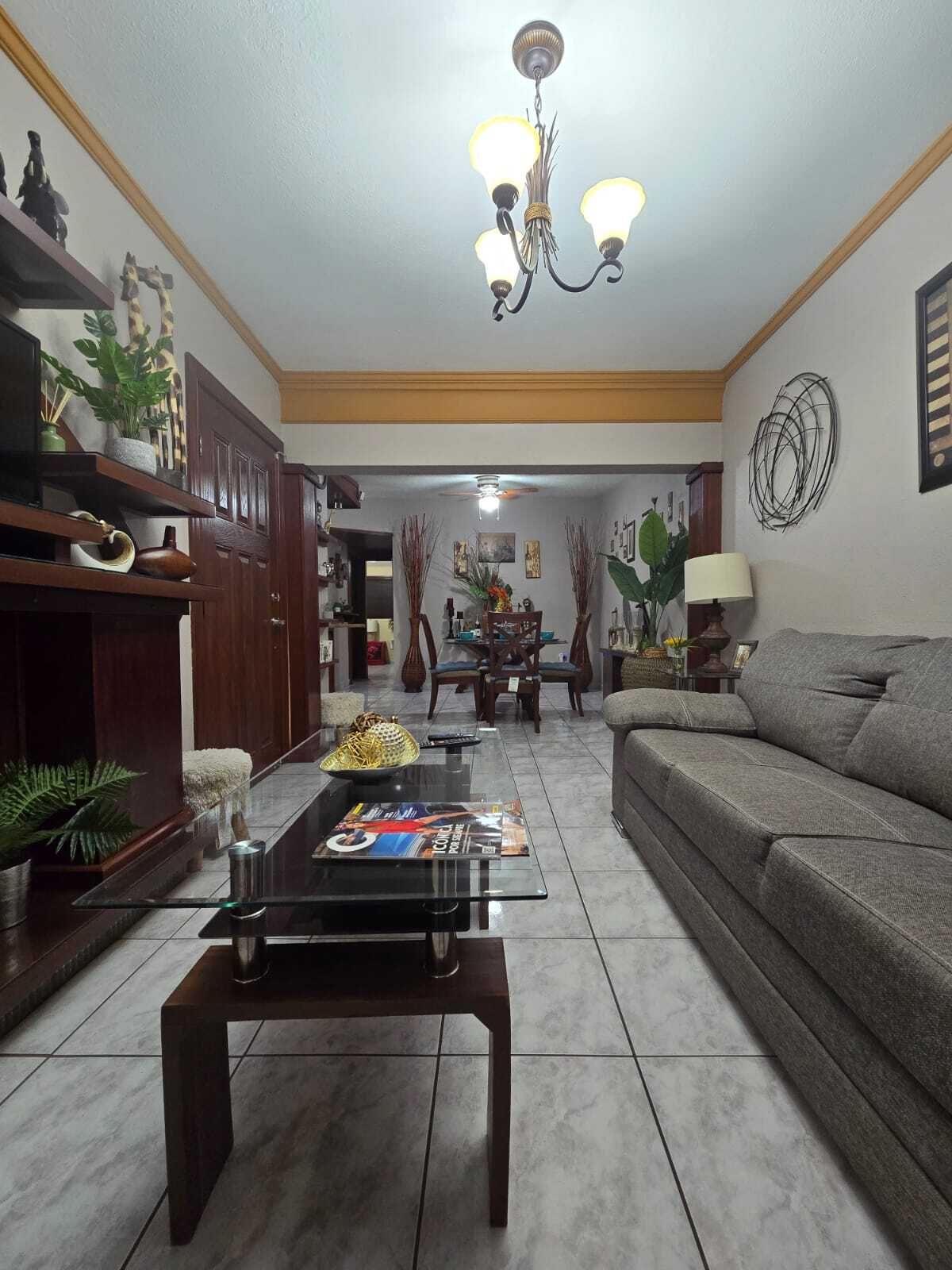 Casa Amueblada en Renta Colima C entre Calle 26 y 27