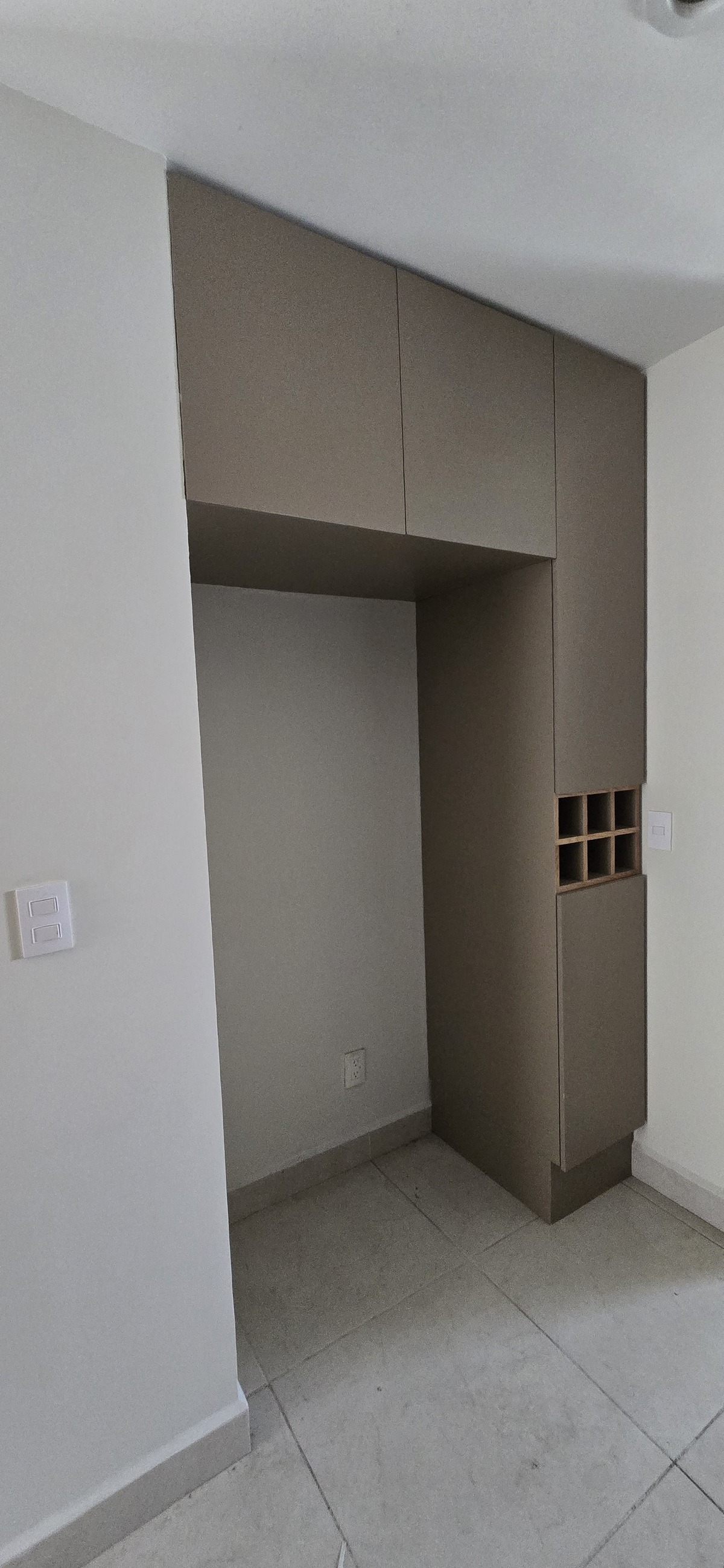 5 de 20: Alacena y espacio para refrigerador