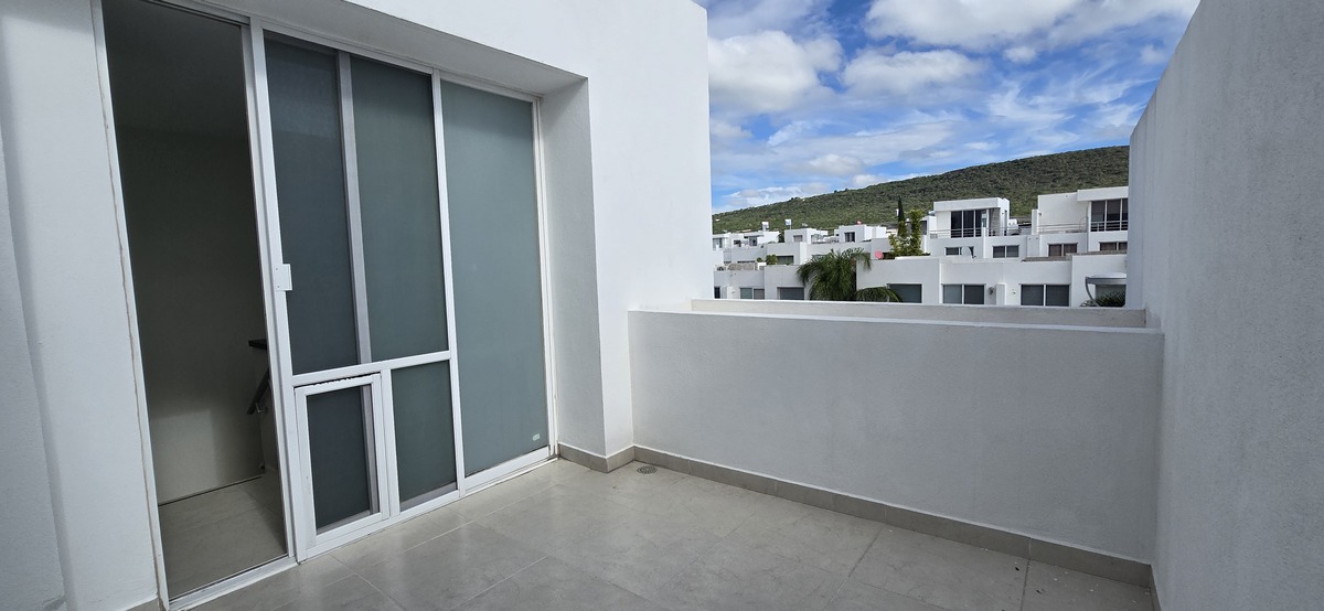 20 de 20: Terraza en 2do piso