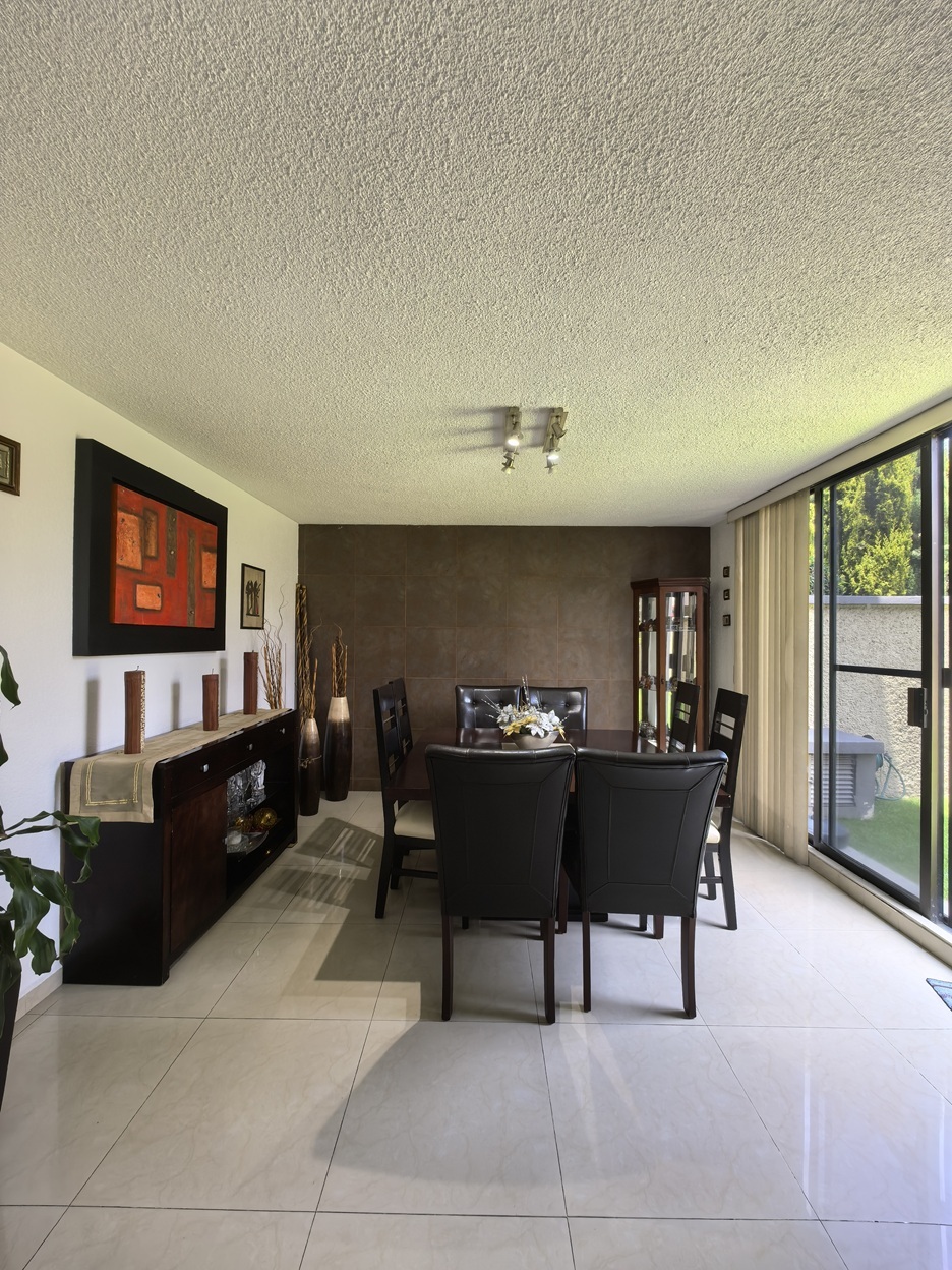 2 de 26: Comedor