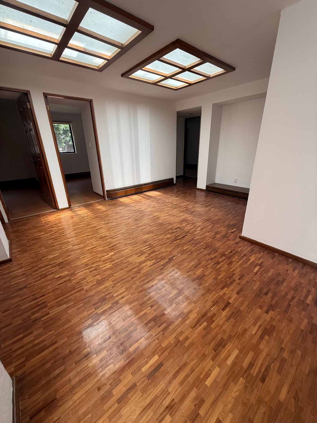 21 de 35: 3er piso: Hall distribuidor de las recámaras