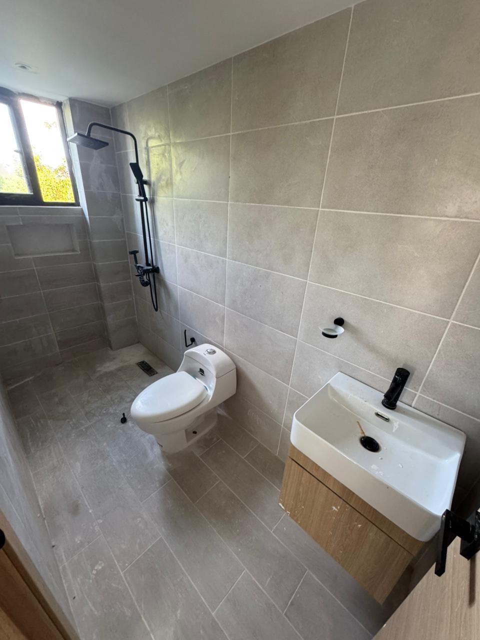 4 de 10: BAÑO