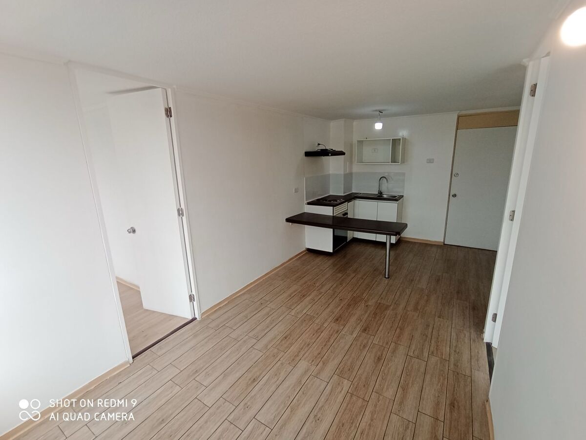 4 de 15: Living comedor