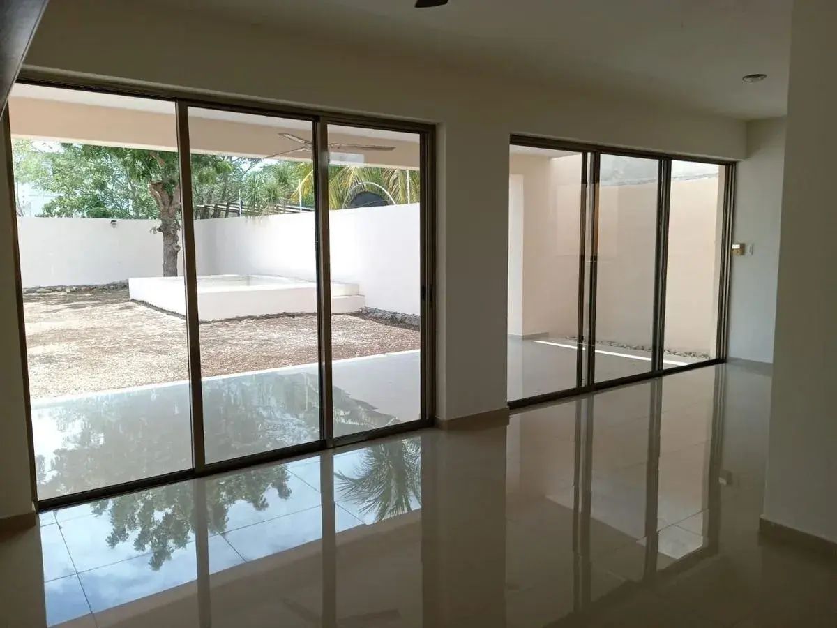CASA EN VENTA DE 3 RECÁMARAS CON TERRENO DE 400M2 | TEMOZÓN - foto 2