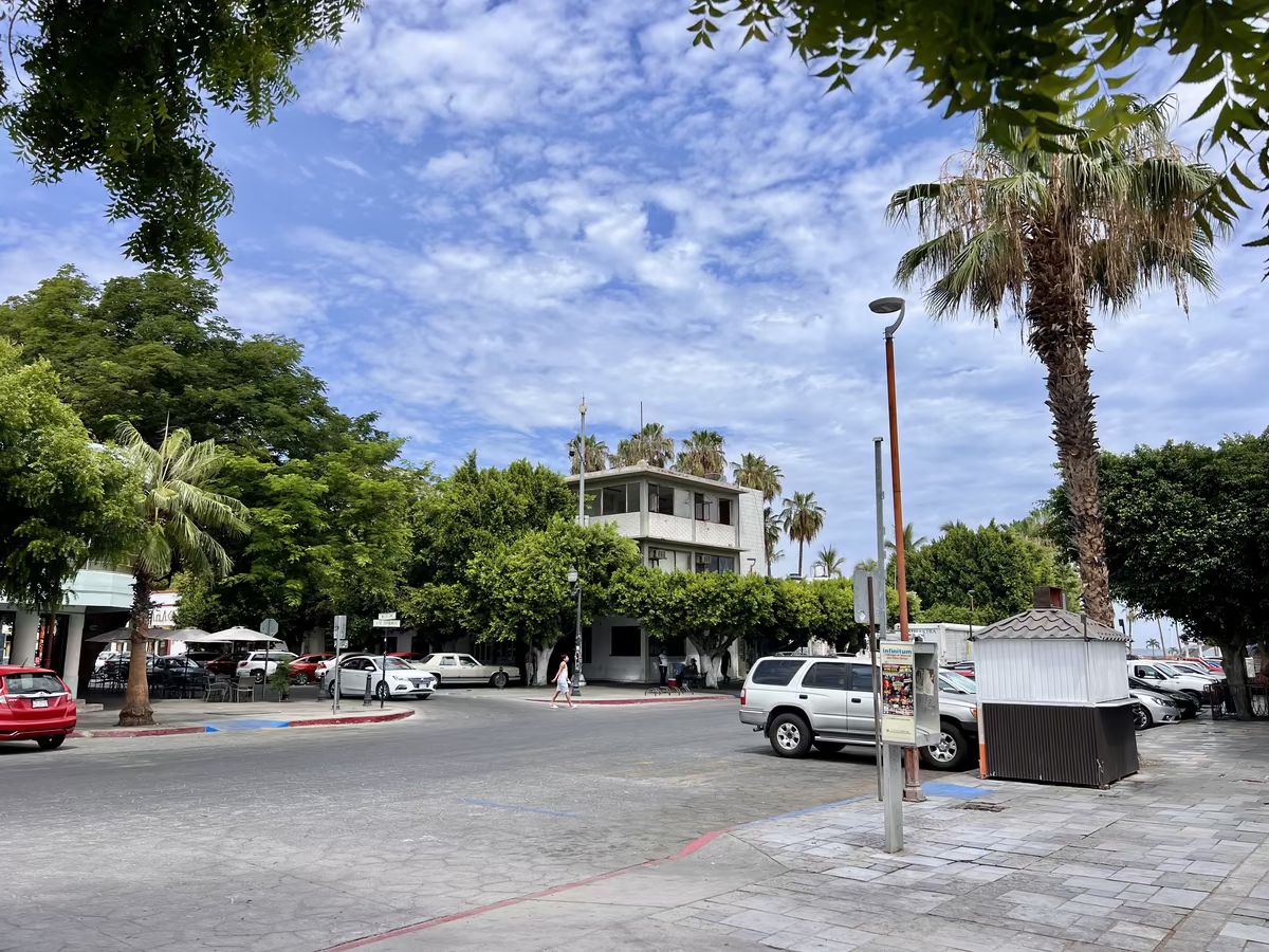 1 de 18: Vista principal exterior